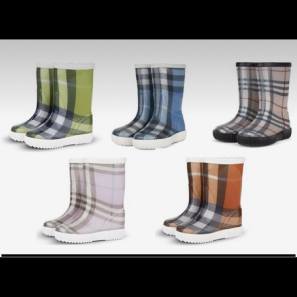 Authentic kids Burberry Wellington rain boots size 13 - Picture 2 of 10
